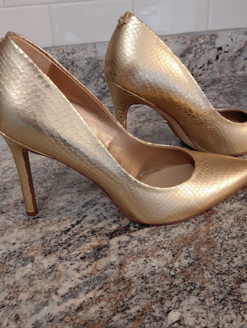 Sam & Libby Gold Snake Skin Patterned Pointed-Toe Stiletto Pumps - Picture 2 of 10